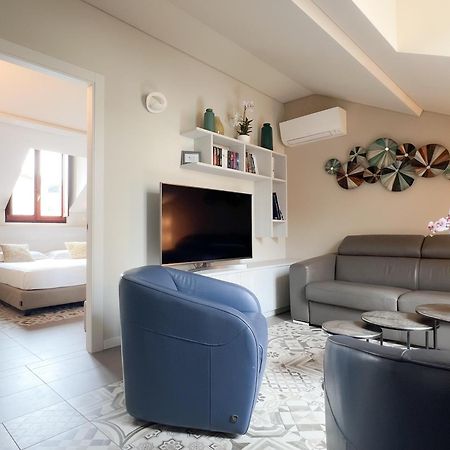 Comecasa 10 Minutes Walk From Duomo 2 Bedroom Apartment Milano Ngoại thất bức ảnh